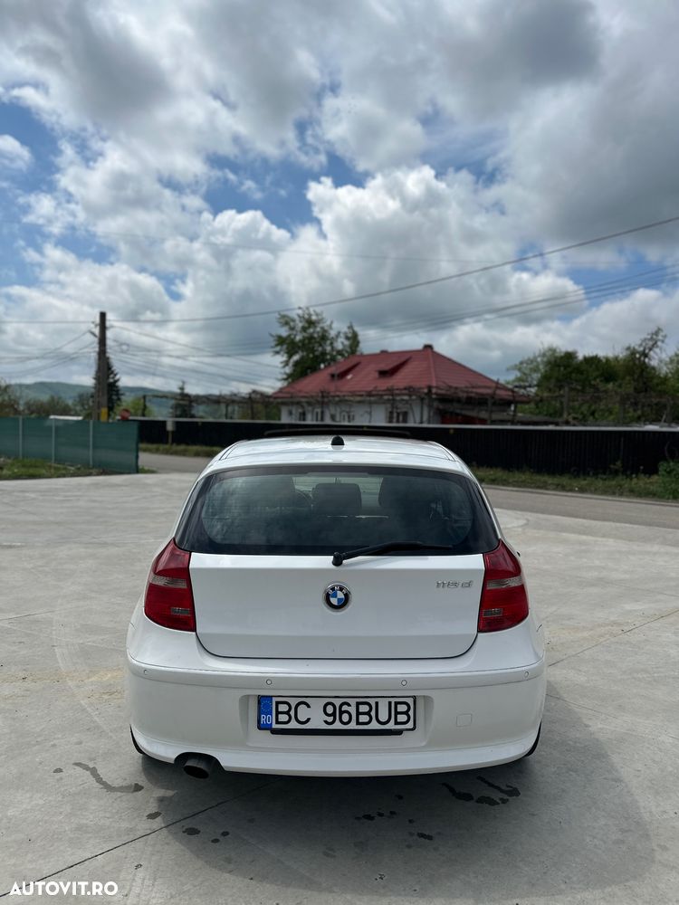 BMW Seria 1 118d - 8