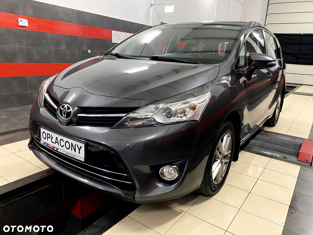 Toyota Verso 1.6 Premium EU6 - 2