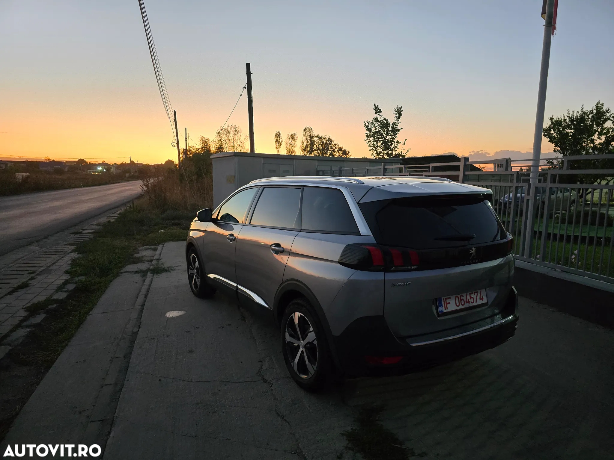 Peugeot 5008 1.2 Puretech Allure Aut. - 22