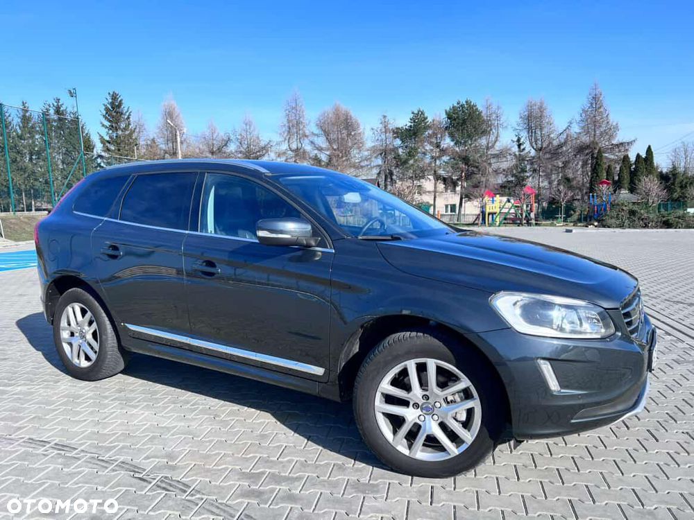 Volvo XC 60 D4 Geartronic Momentum - 2