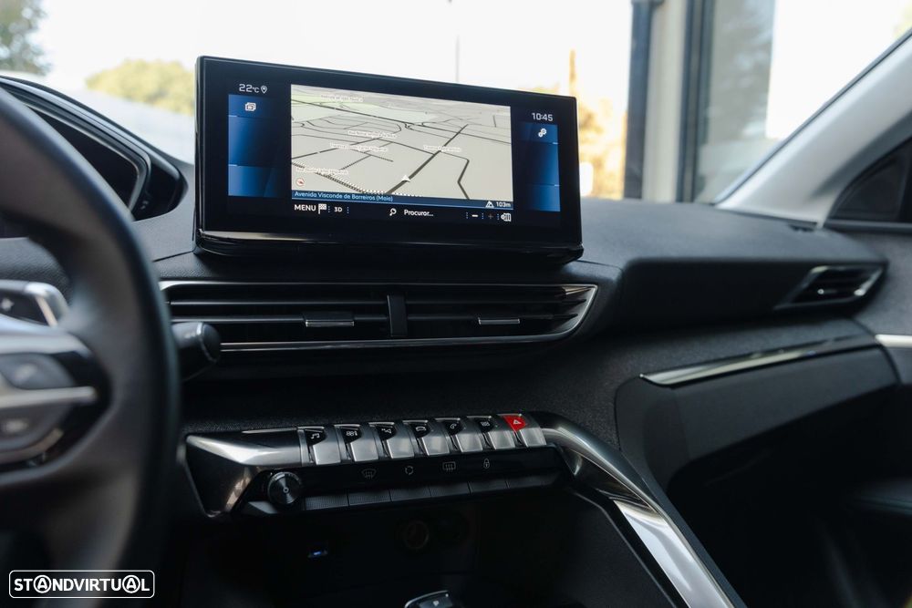 Peugeot 5008 1.2 PureTech Allure EAT8 - 28