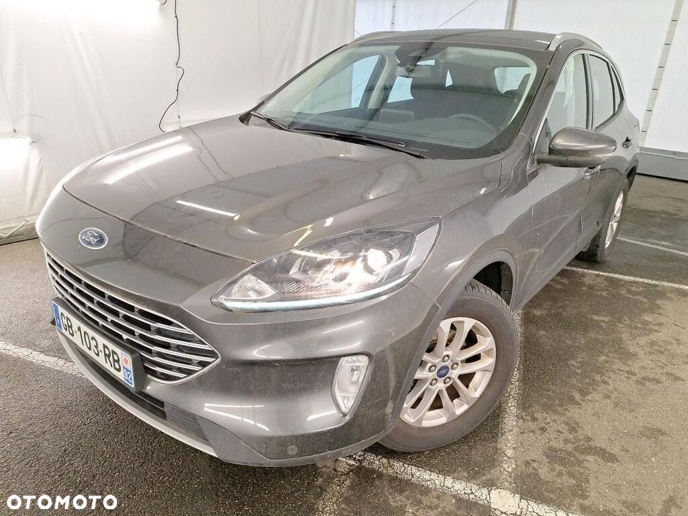 Ford Kuga - 1