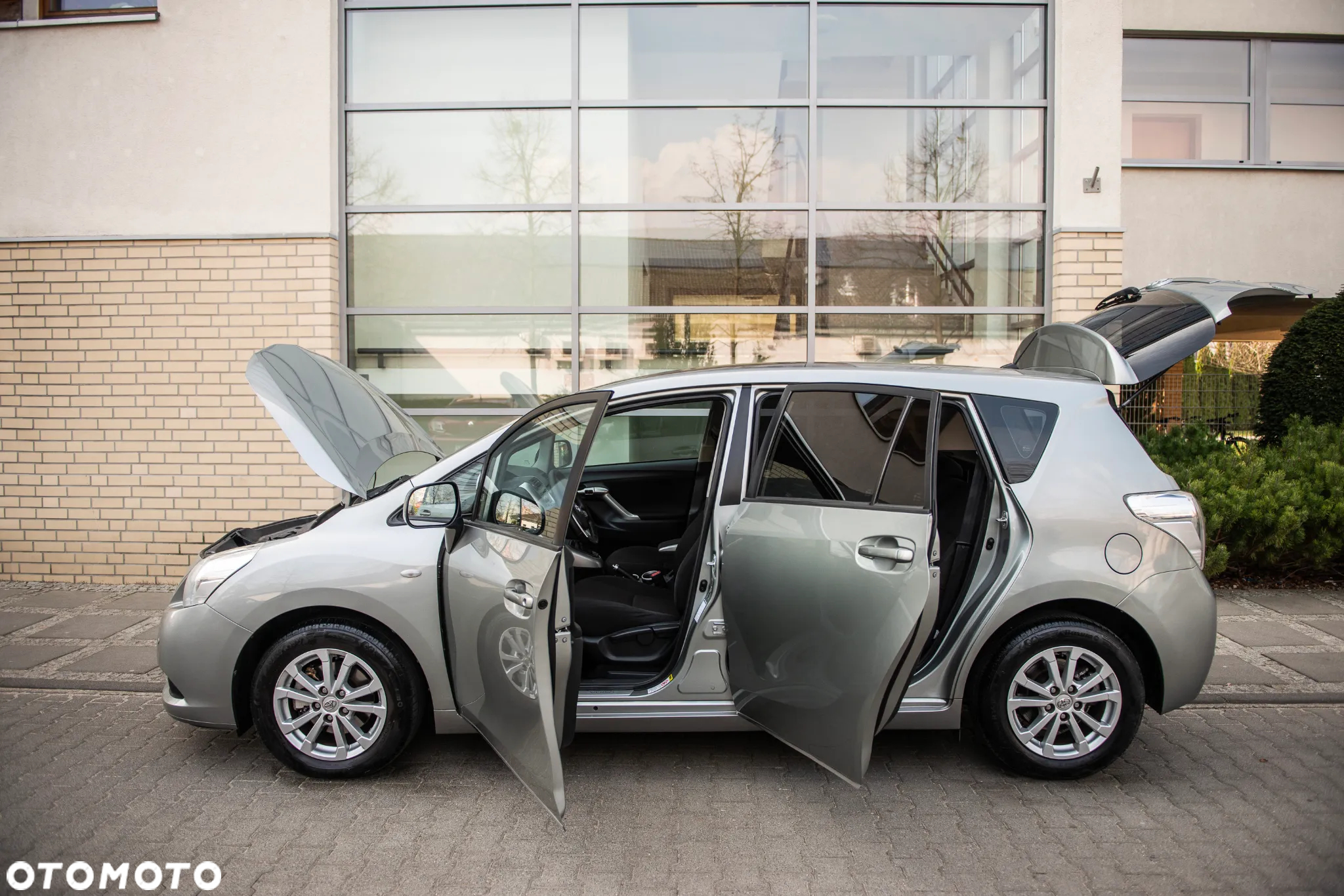 Toyota Verso 2.0 D-4D Premium - 8