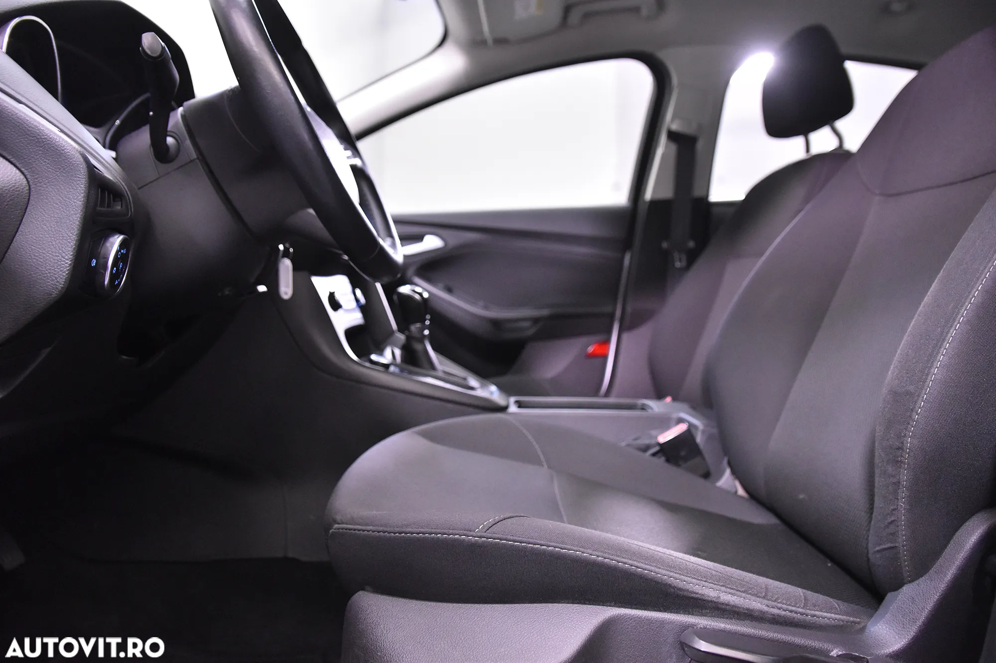 Ford Focus - 20