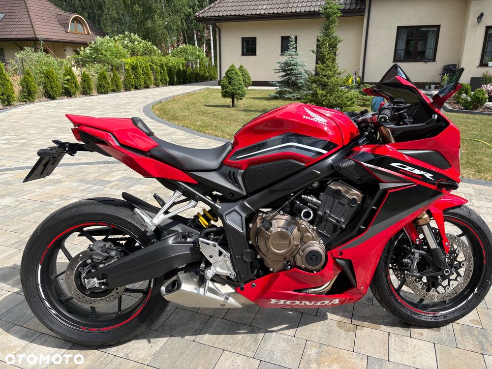 Honda CBR - 11