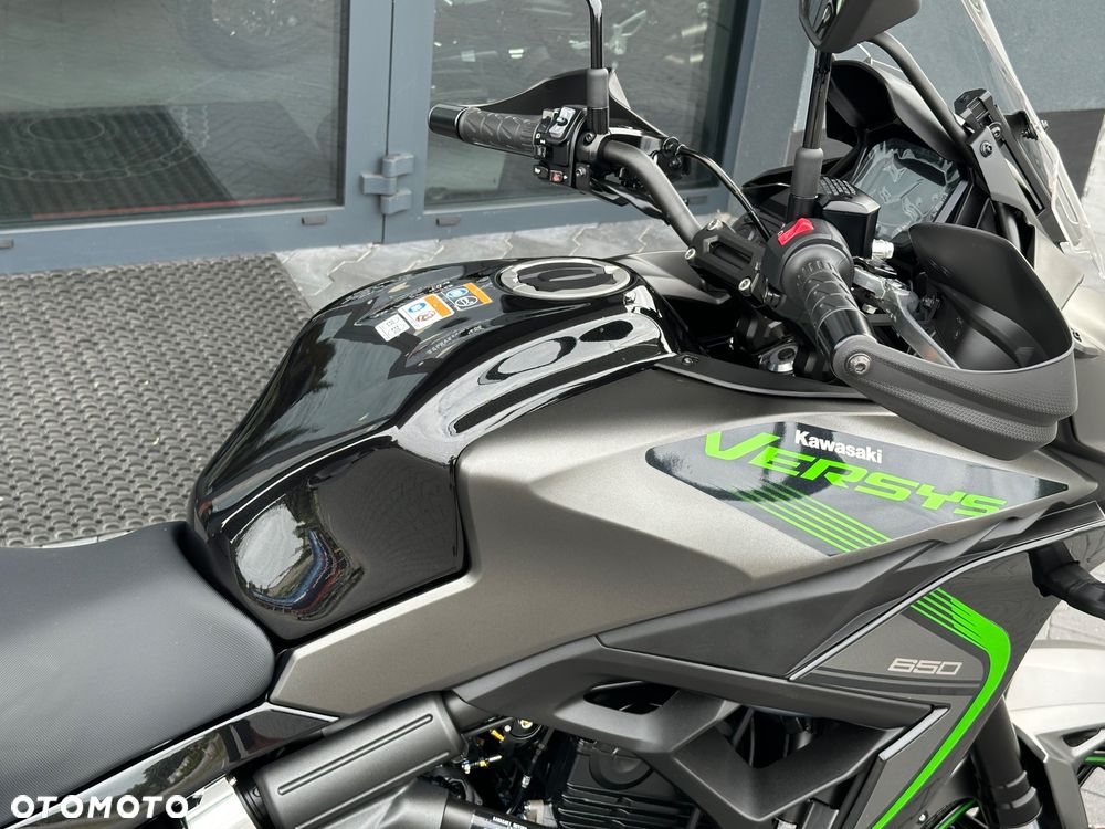 Kawasaki Versys 650 - 14