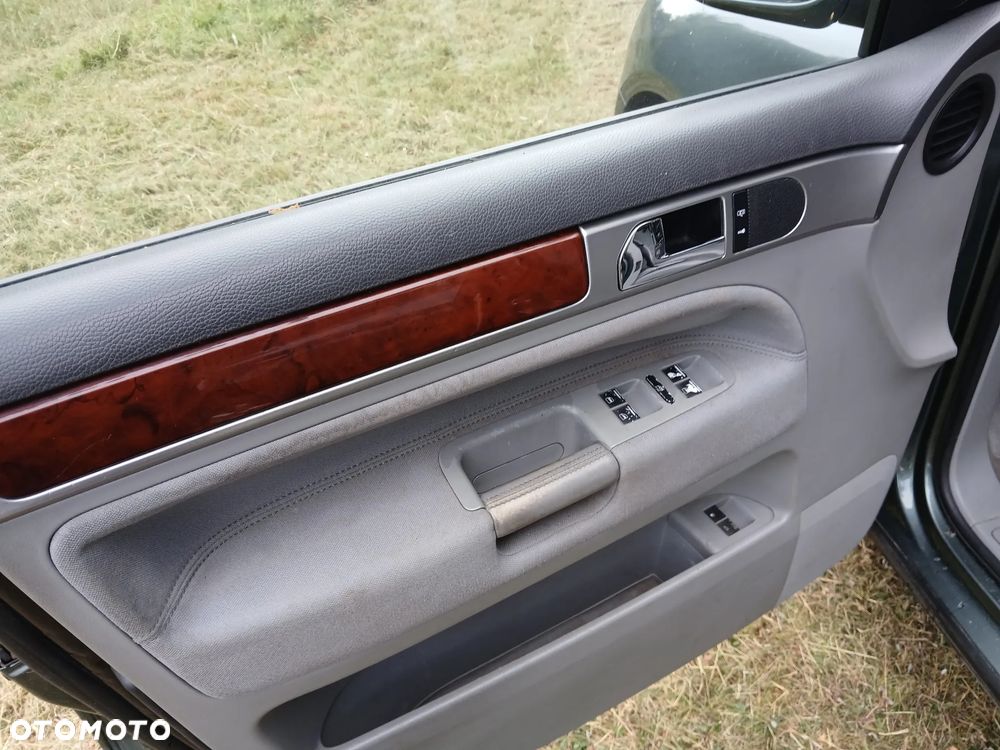 Volkswagen Touareg 2.5 R5 TDI DPF Tiptr - 9