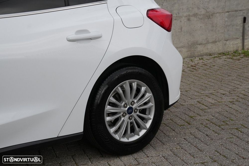 Ford Focus 1.0 EcoBoost MHEV Titanium - 29