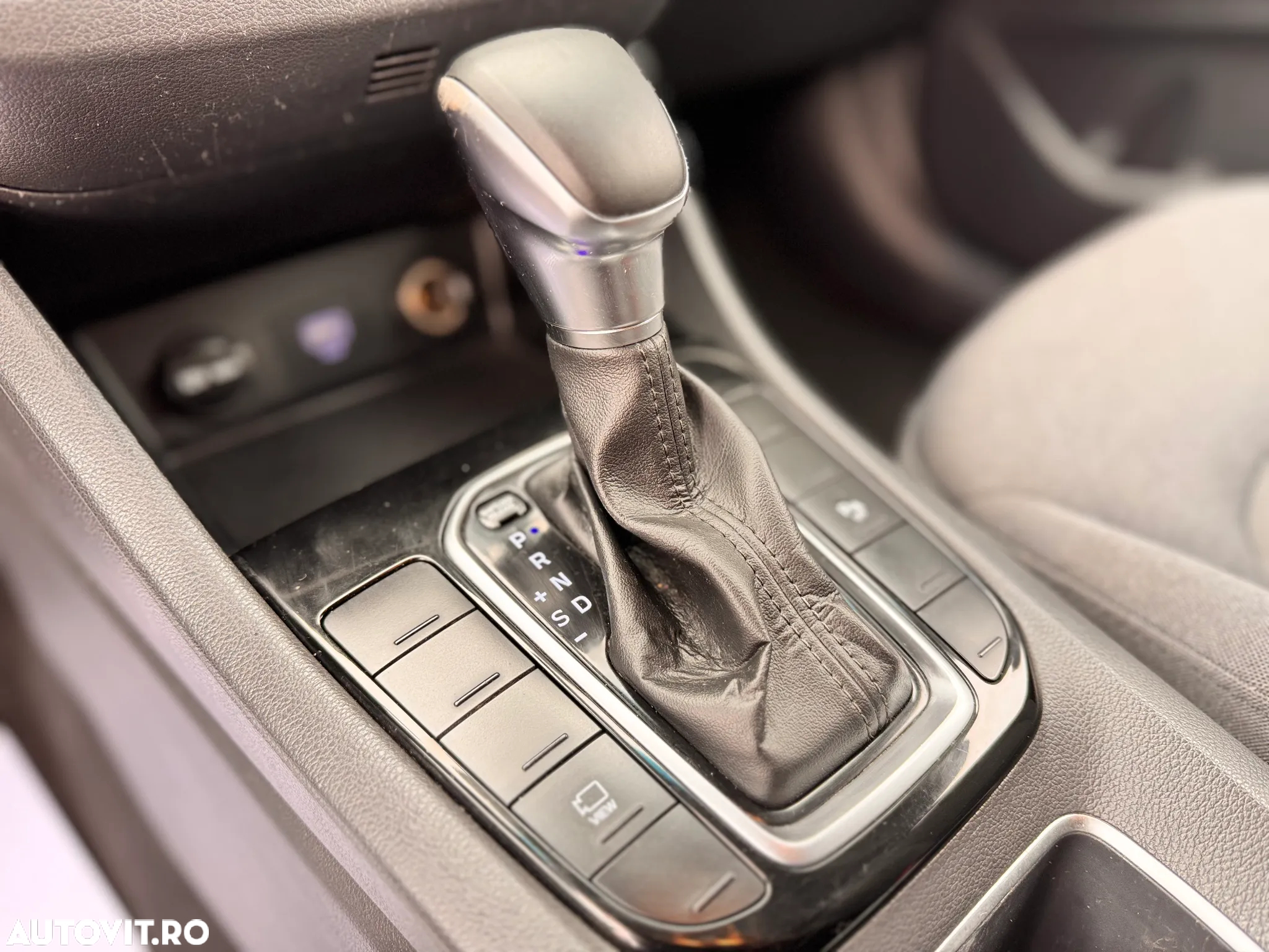 Hyundai IONIQ Hybrid 1.6 GDI Trend - 32