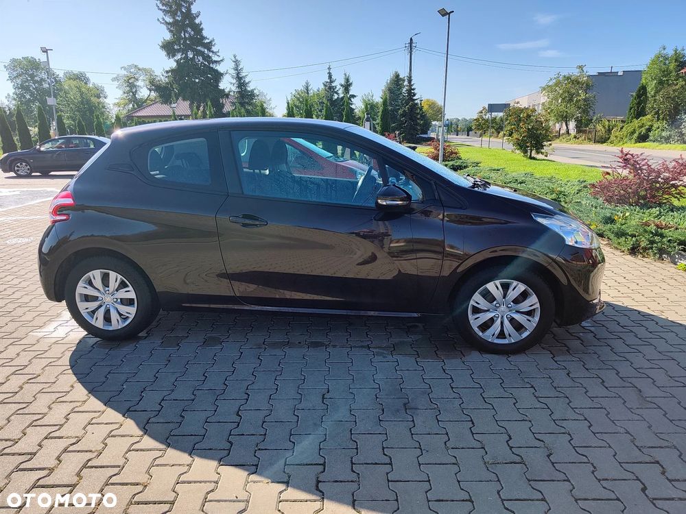 Peugeot 208 68 VTI Active - 11