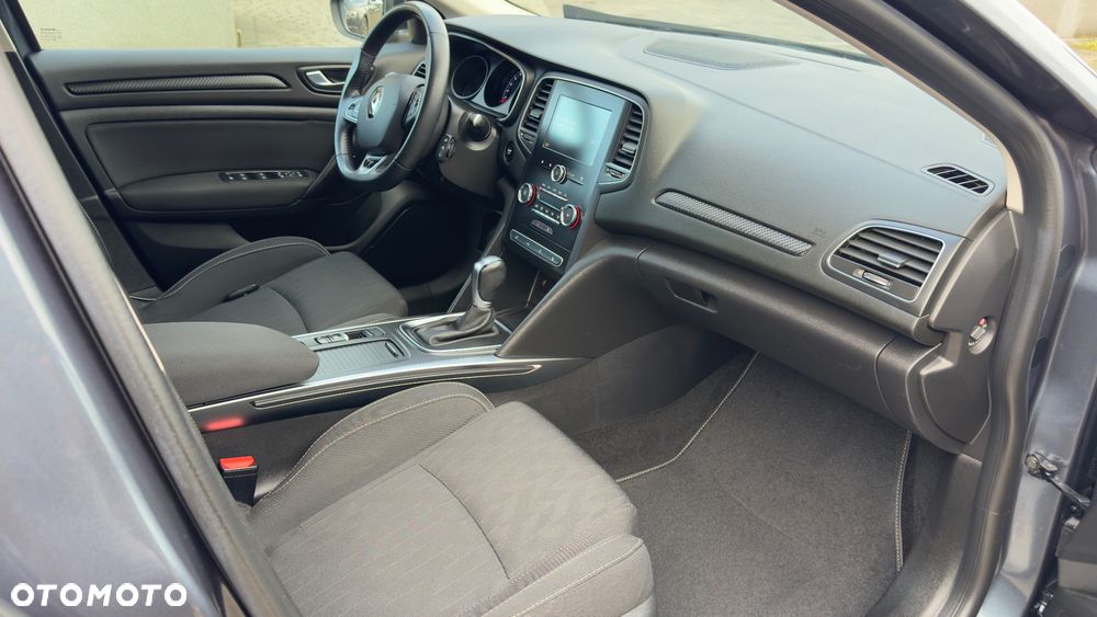Renault Megane TCe 140 GPF EDC INTENS - 8