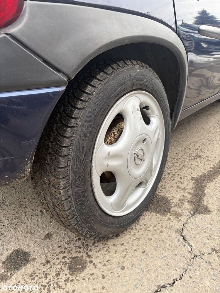 Opel Corsa 1.2 City 16v - 15