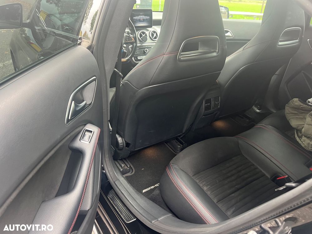 Mercedes-Benz CLA 220 - 13
