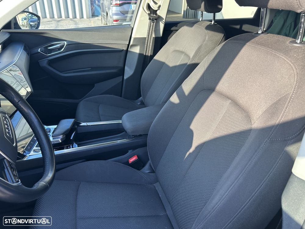 Audi Q8 e-Tron 55 quattro Advanced - 12