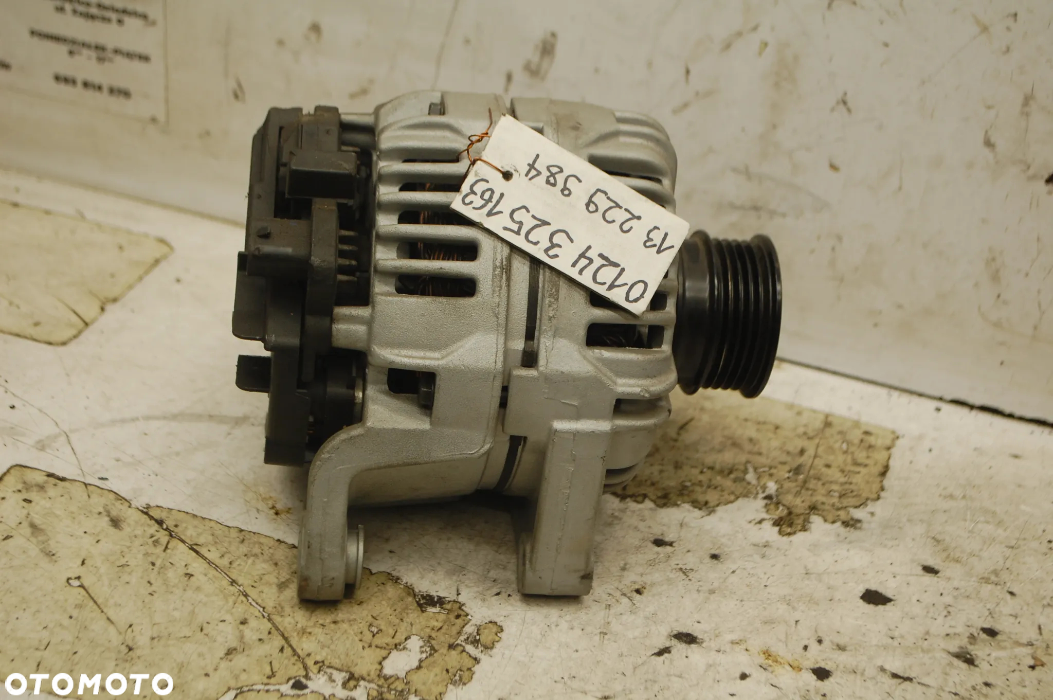 ALTERNATOR REGENEROWANY 13229984 OPEL ZAFIRA B ASTRA H 1.8 1.6 100A - 4