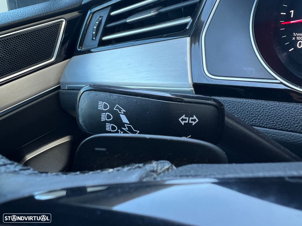 VW Passat 2.0 TDI Confortline DSG - 42