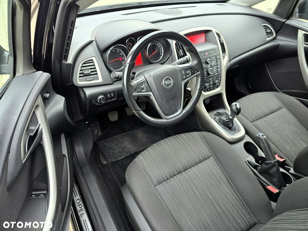 Opel Astra 1.6 Enjoy EU6 - 9