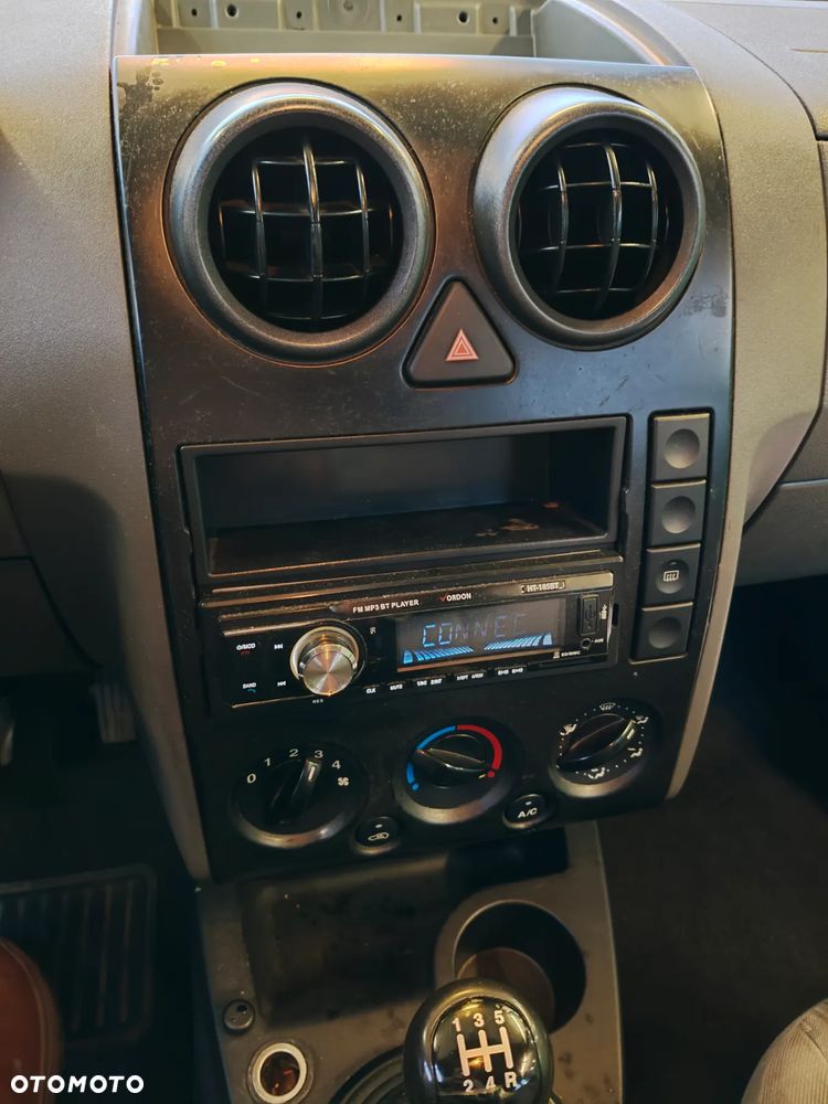 Ford Fusion 1.4 TDCI Ambiente - 17