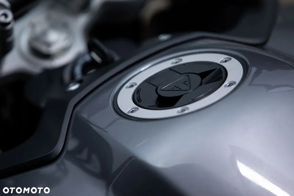 Triumph Tiger - 6