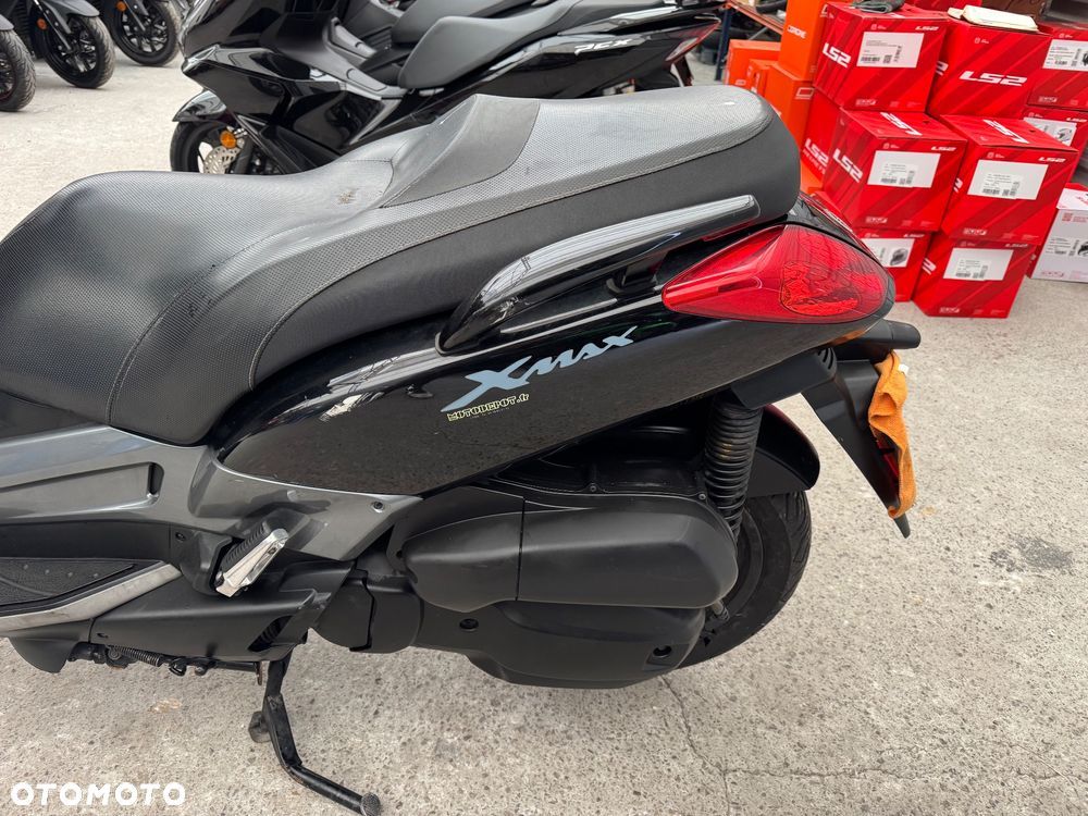 Yamaha X-max - 20