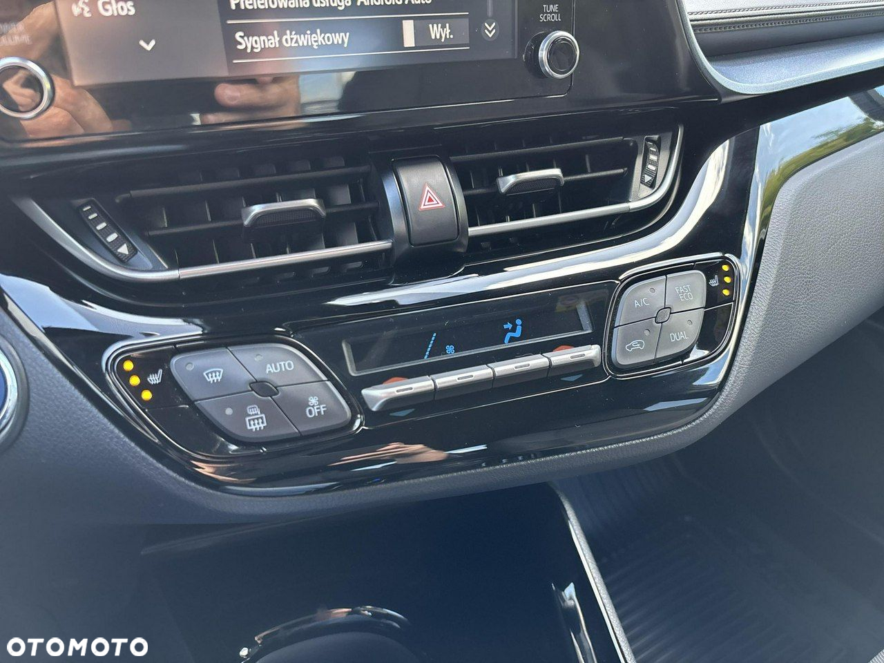 Toyota C-HR - 25