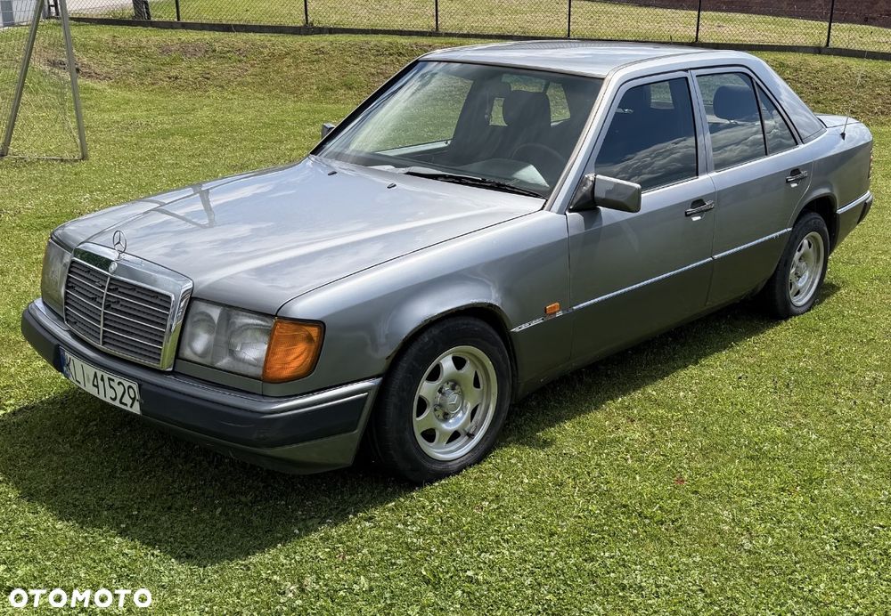 Mercedes-Benz W124 (1984-1993) - 1
