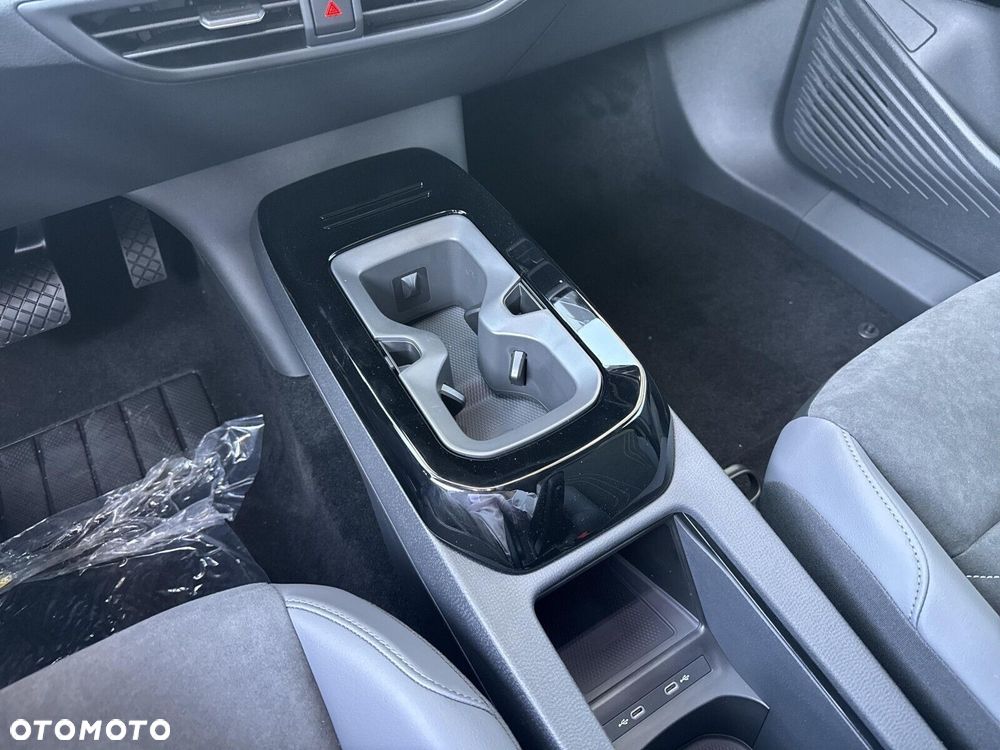 Volkswagen ID.4 - 15