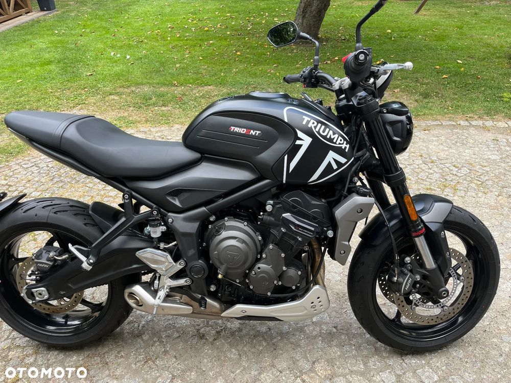 Triumph Trident - 2