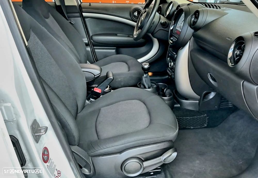MINI Countryman One D - 4