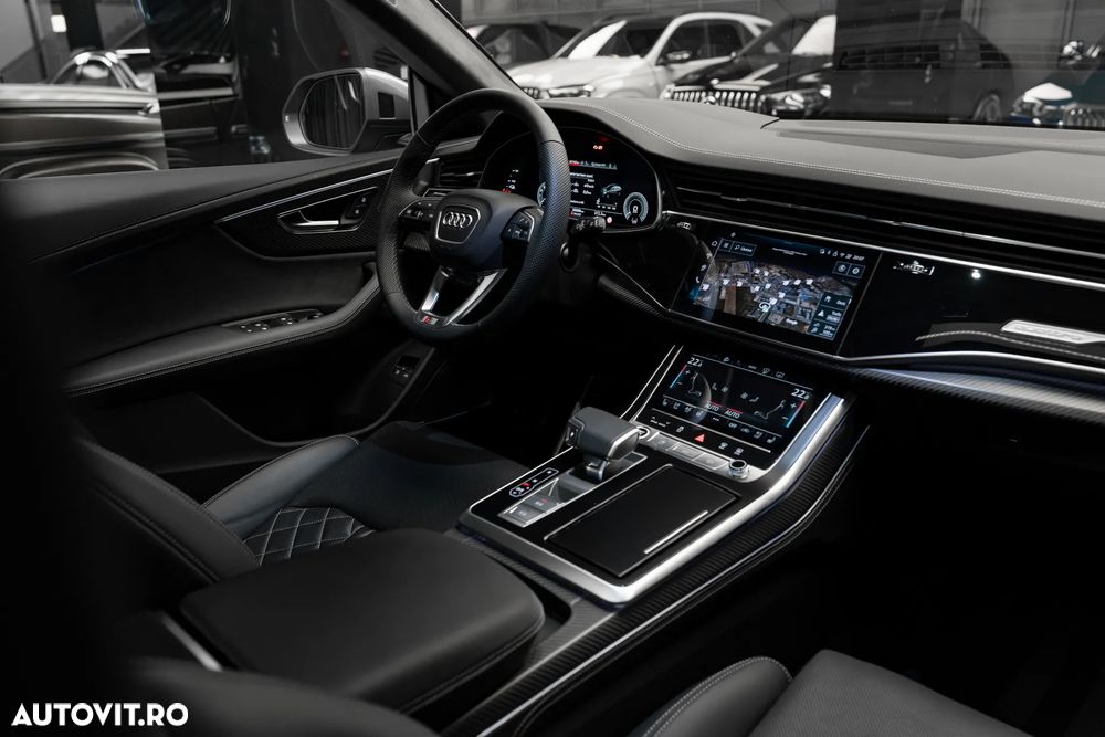 Audi Q8 55 TFSI e quattro Tiptronic PHEV - 36
