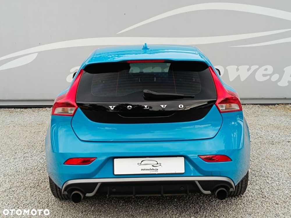 Volvo V40 - 15