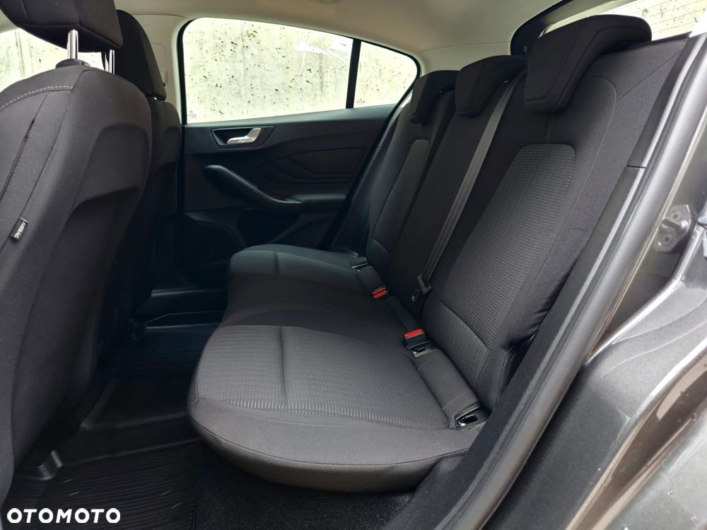 Ford Focus 1.0 EcoBoost Trend Edition Business - 16