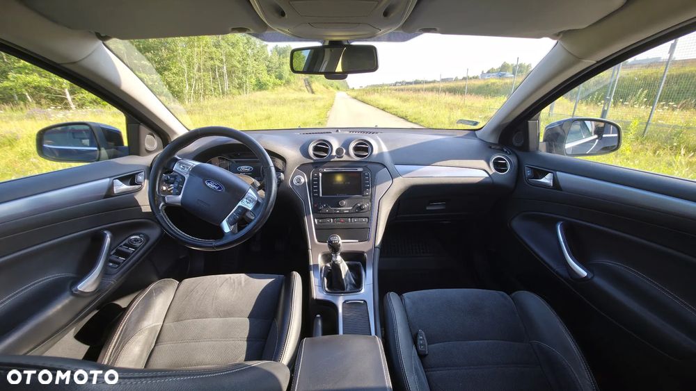 Ford Mondeo 1.6 Eco Boost Titanium - 39