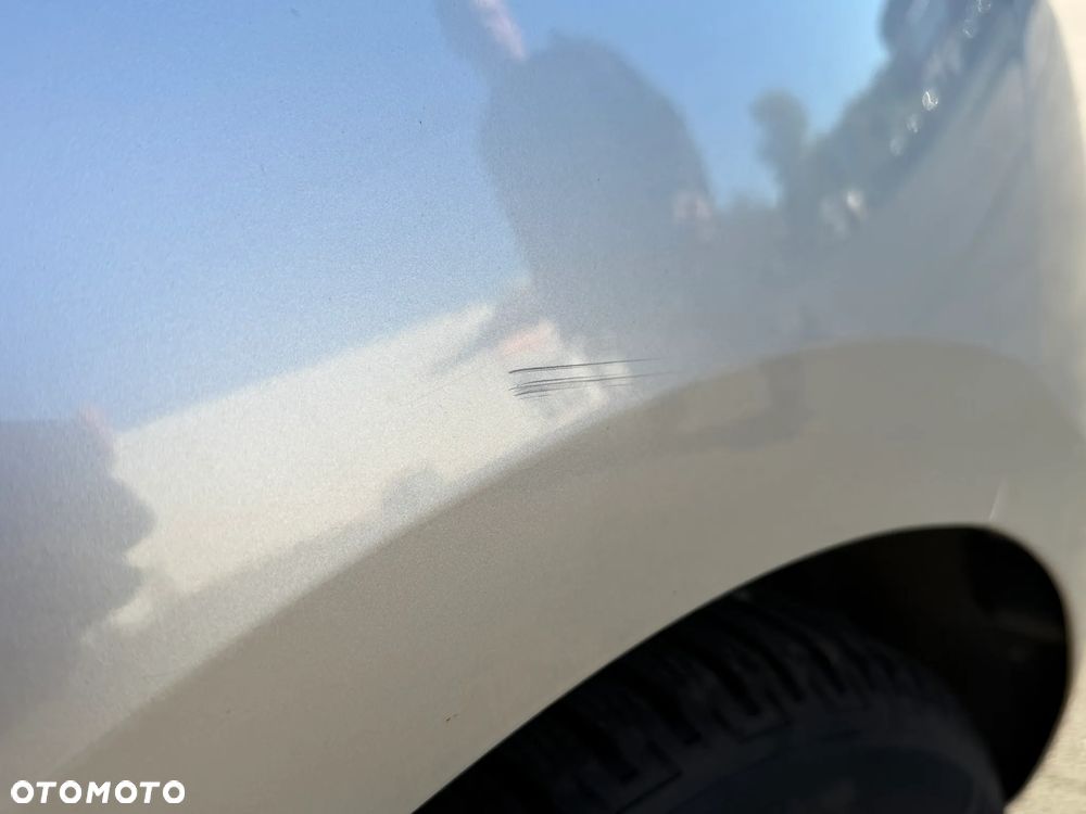 Opel Astra 1.2 T Edition S&S - 11