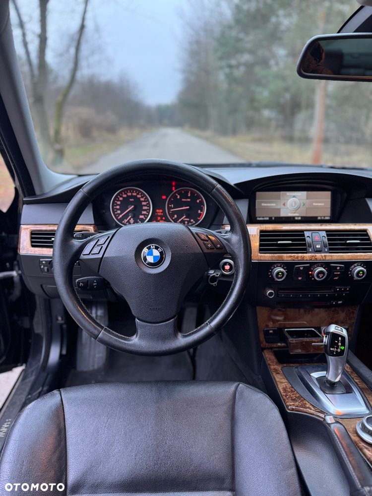 BMW Seria 5 - 13