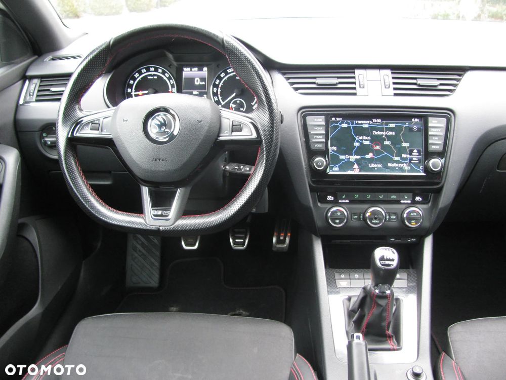 Skoda Octavia 2.0 TDI (Green tec) RS - 19