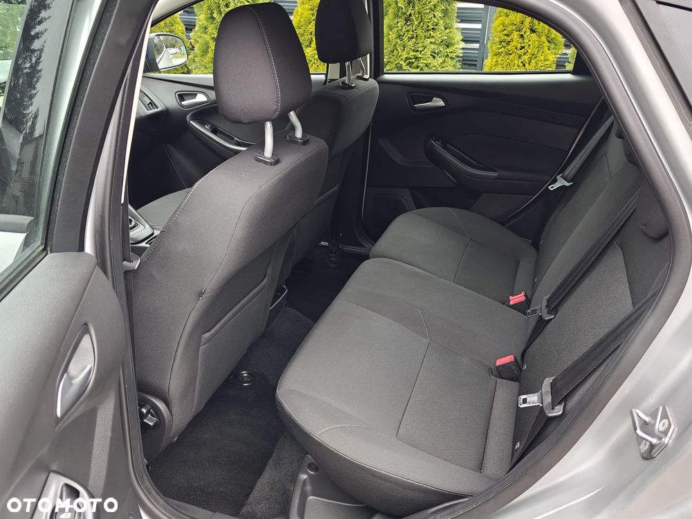 Ford Focus - 11