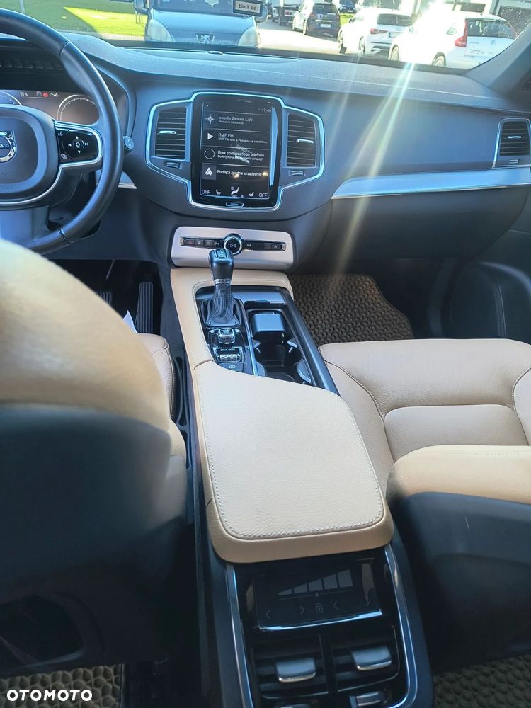 Volvo XC 90 T6 AWD Momentum 7os - 8