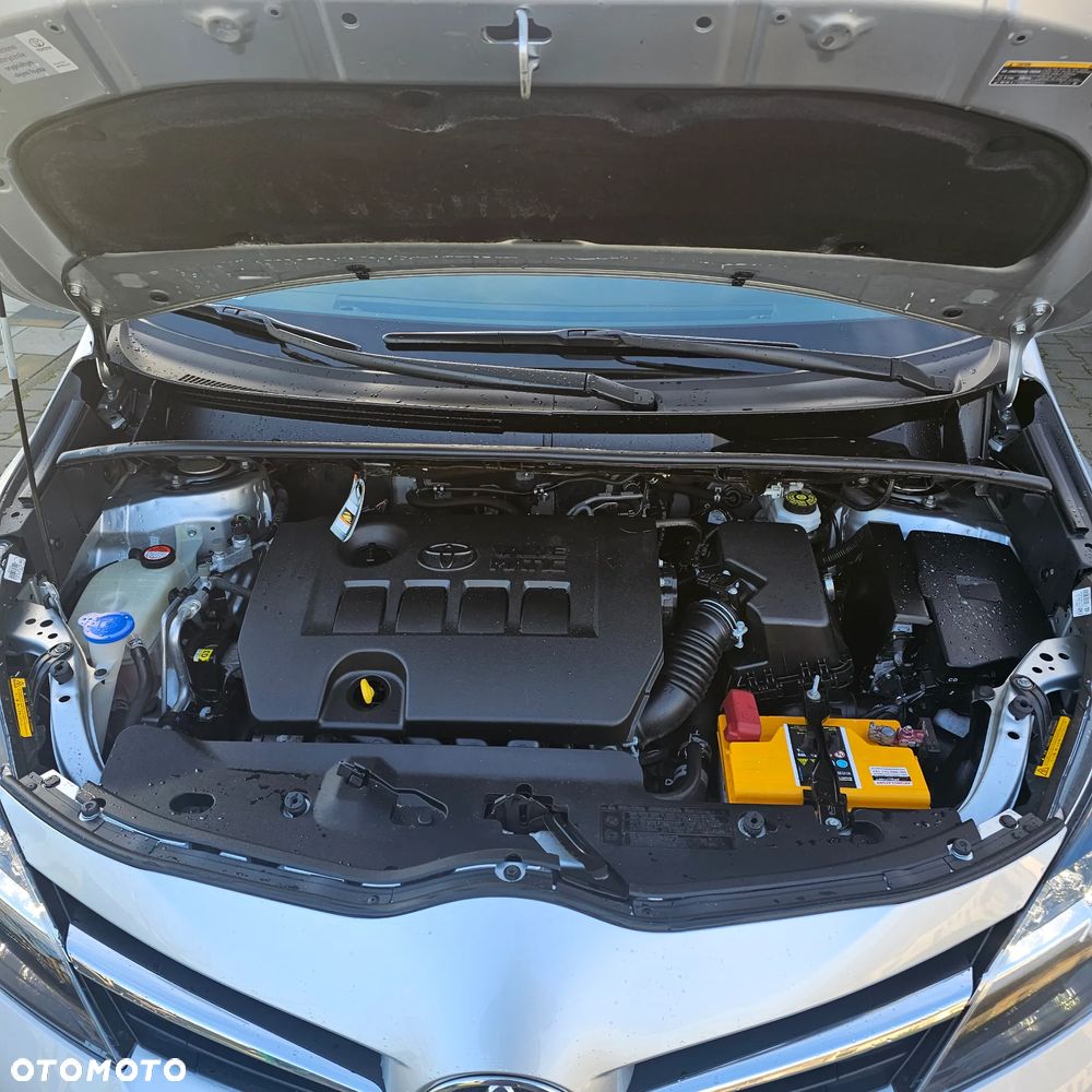 Toyota Verso 1.8 Premium 7os - 2