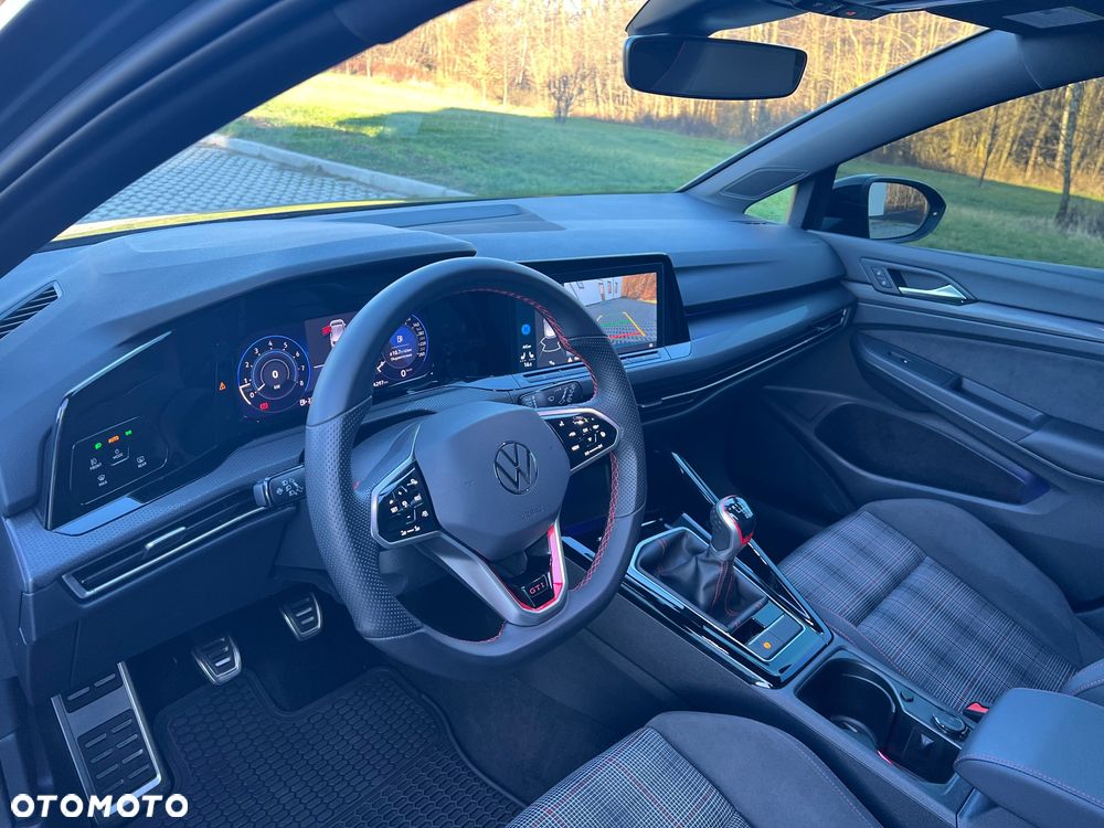 Volkswagen Golf GTI 2.0 TSI OPF Performance - 5