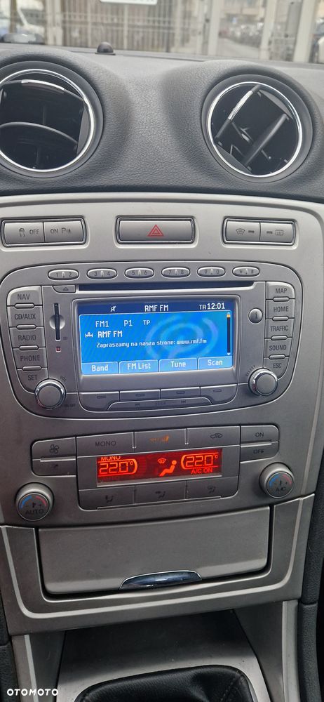 Ford Mondeo 2.0 TDCi Titanium - 11