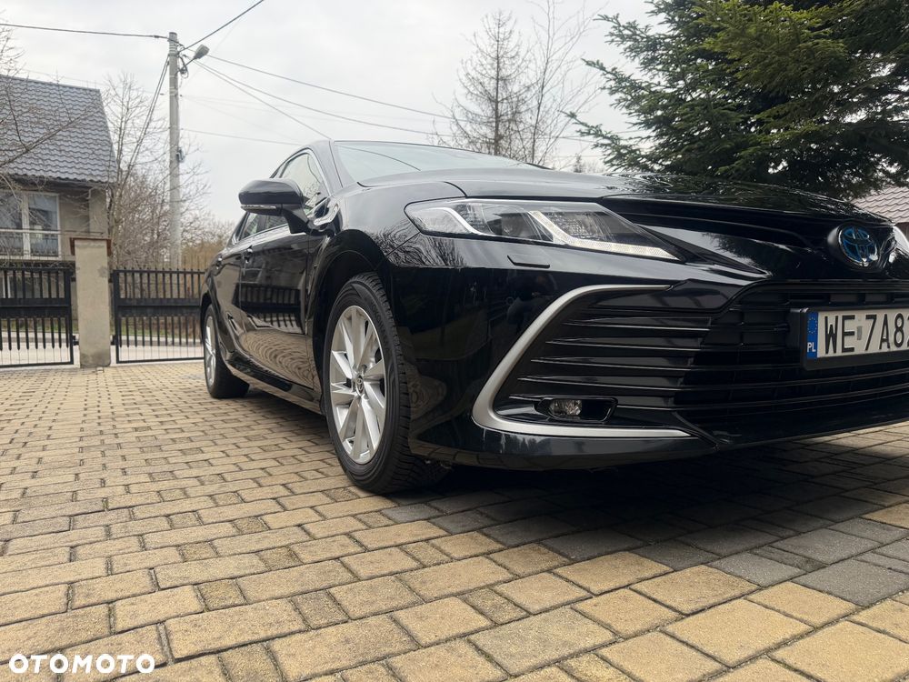 Toyota Camry - 19