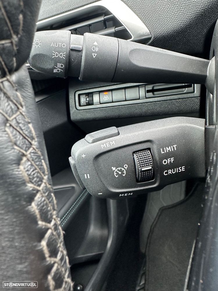 Peugeot 3008 PureTech 130 Stop & Start GPF Allure Business-Pack - 13