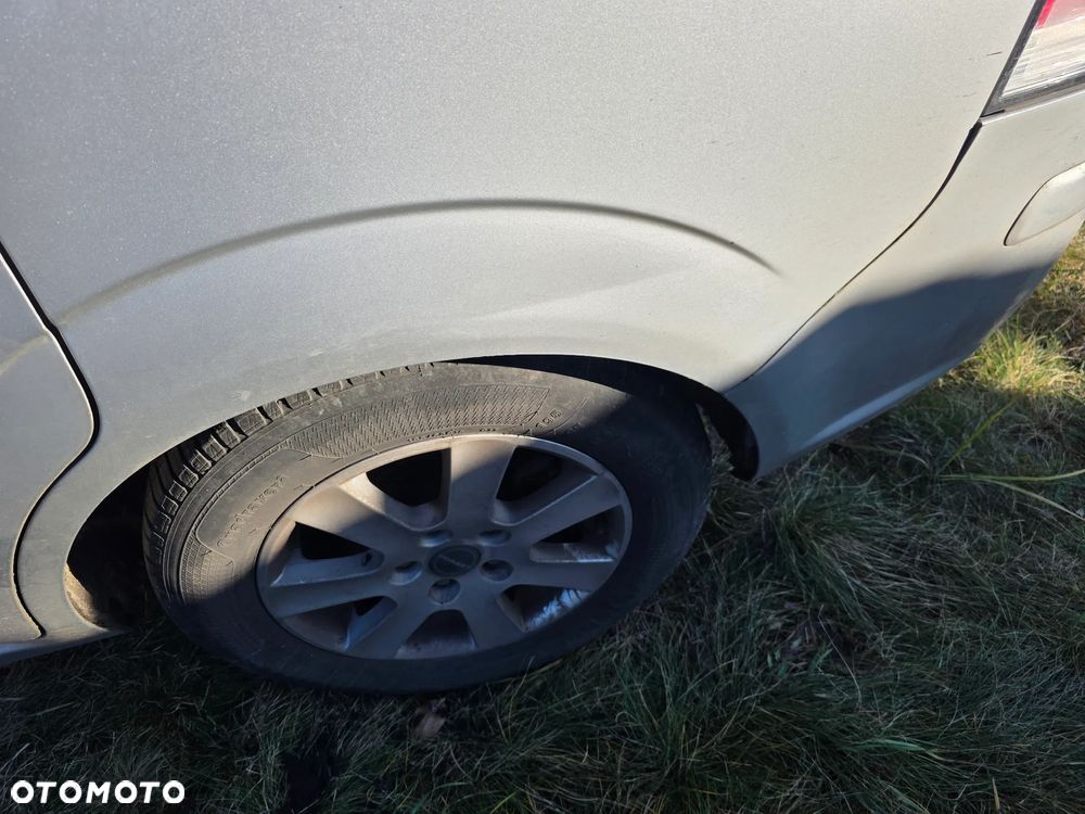 Opel Zafira 1.8 Easytronic Cosmo - 24