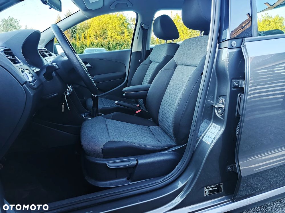 Volkswagen Polo 1.4 16V Comfortline - 5