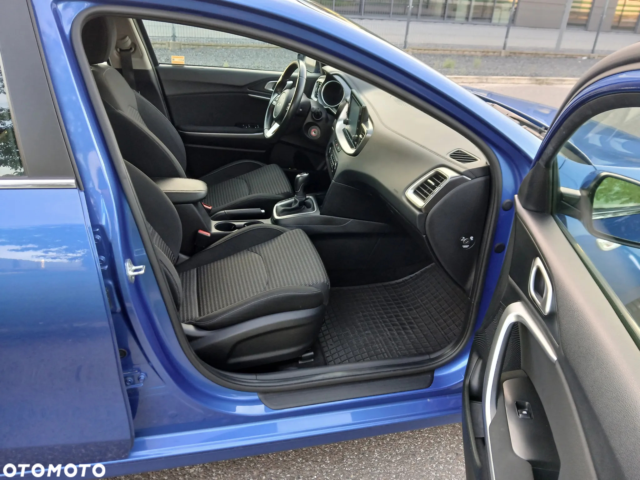 Kia Ceed 1.5 T-GDI M - 14