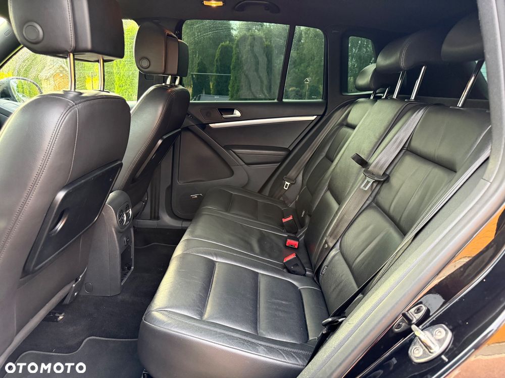 Volkswagen Tiguan 2.0 TDI 4Mot R-Style DSG - 27