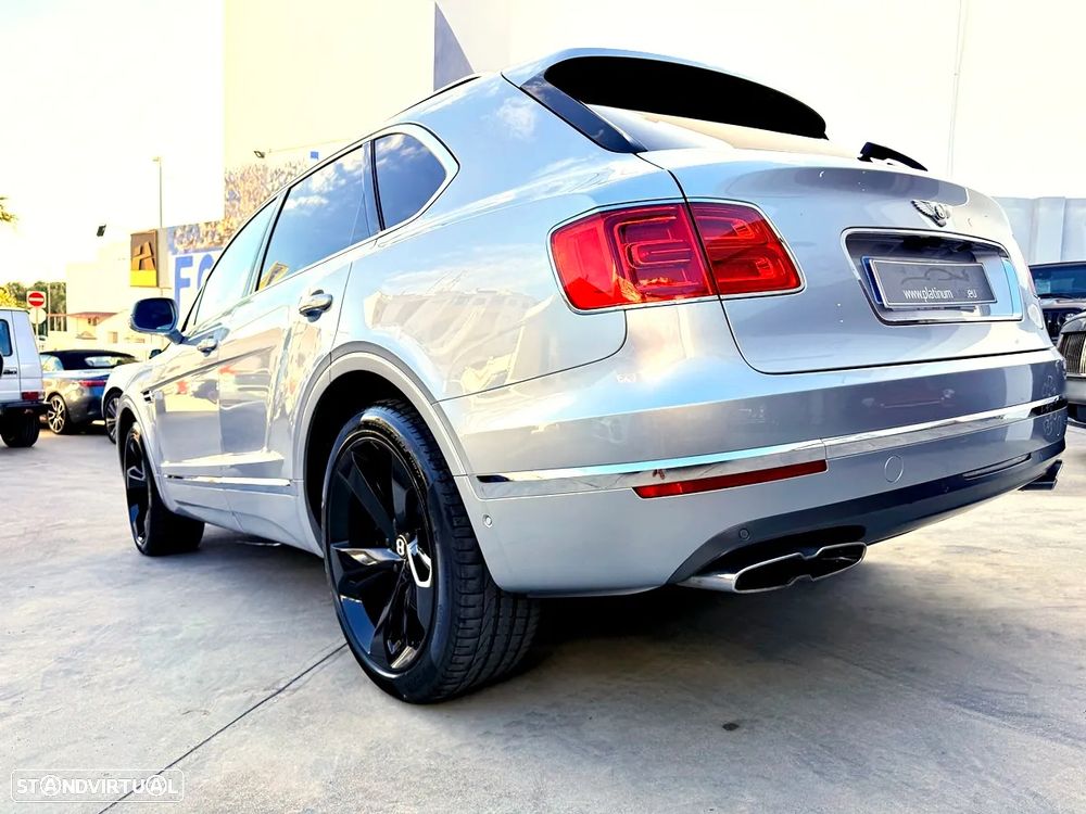 Bentley Bentayga V8 - 49