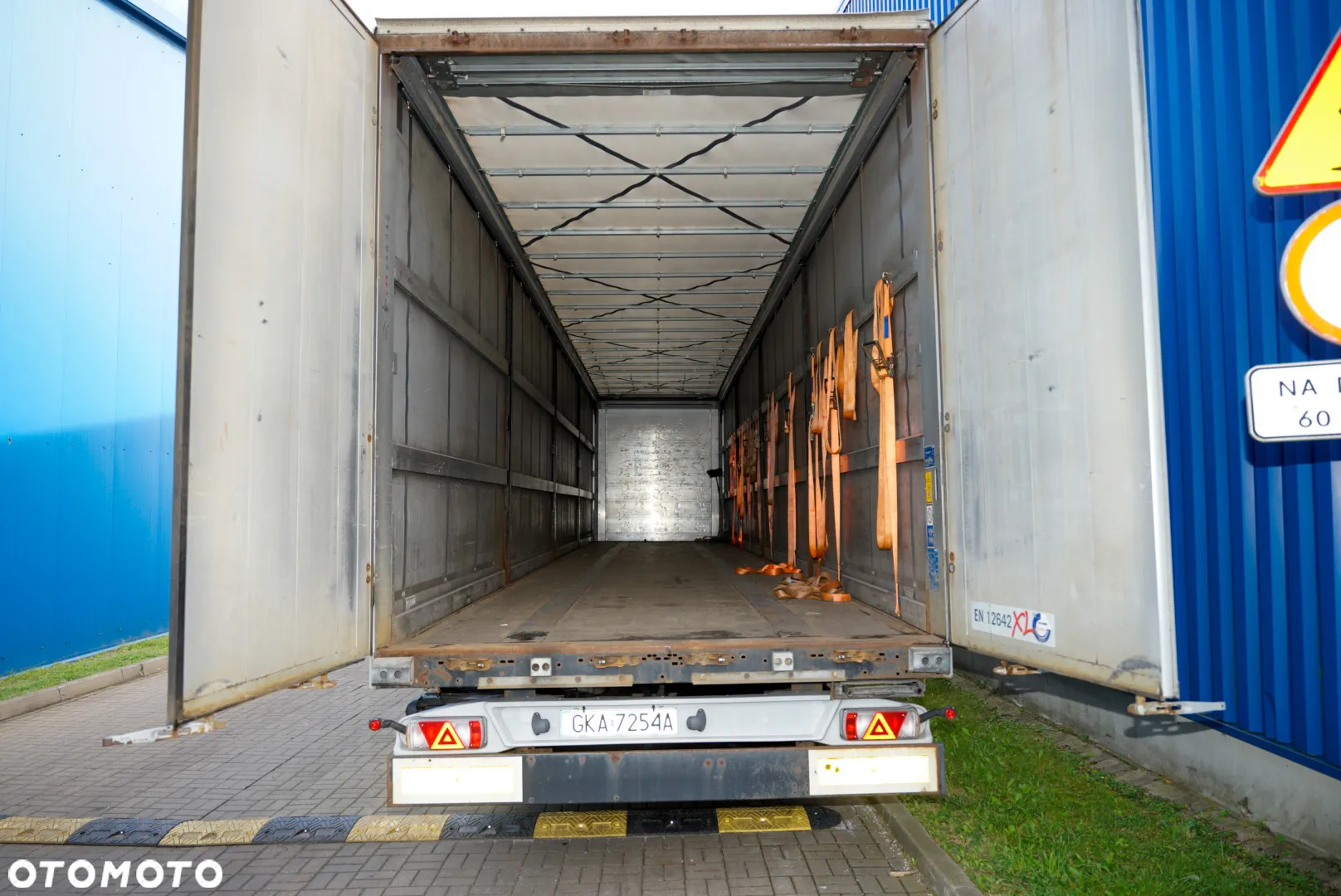 Mercedes-Benz Actros - 5
