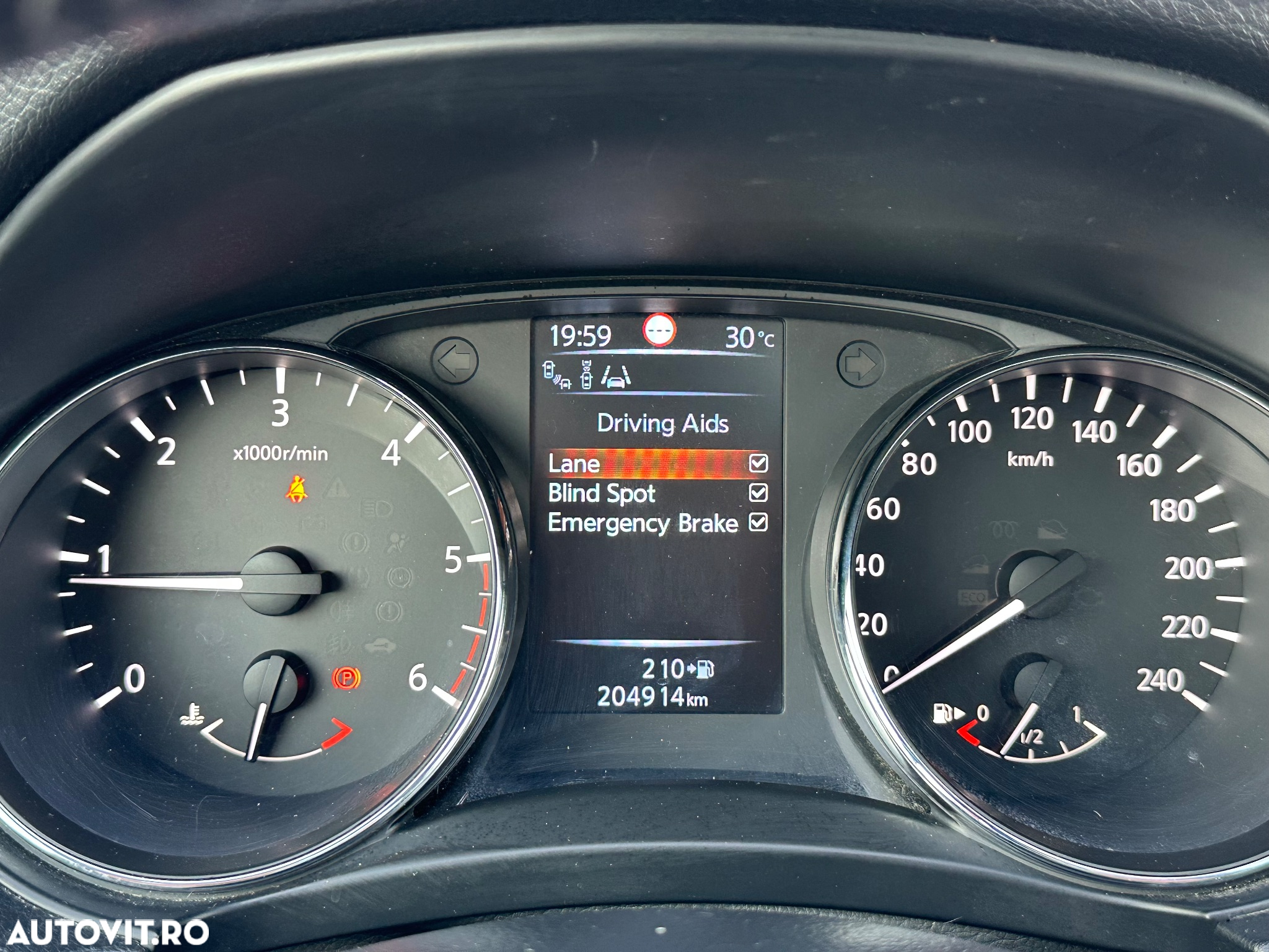 Nissan Qashqai 1.5 DCI TEKNA+ - 19